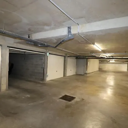 Et Garage Au Coeur De L'Isle-sur-la-Sorgue